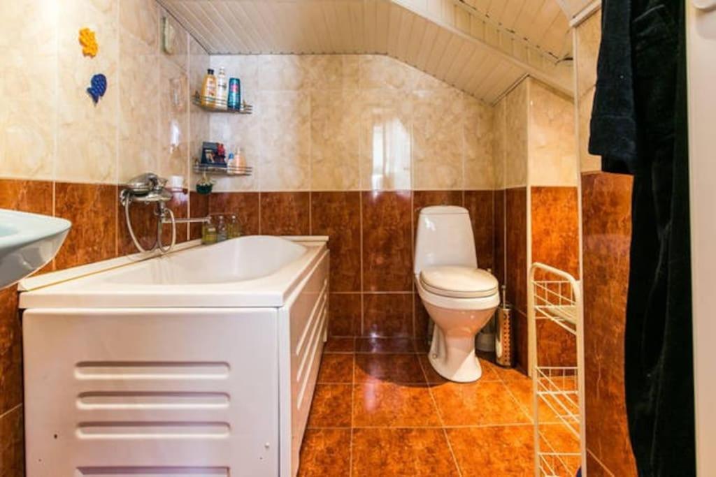 Уютная Квартирка В Центре Тбилиси! エクステリア 写真